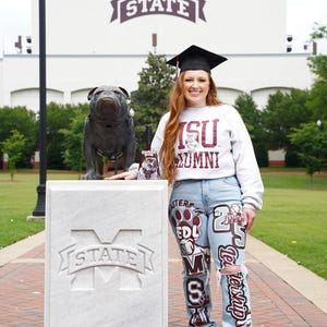 Custom Senior Pants – Hand-Painted Graduation Jeans – Class of 2026 Outfit – Personalized Senior Rise Day Pants – High School Spirit Wear