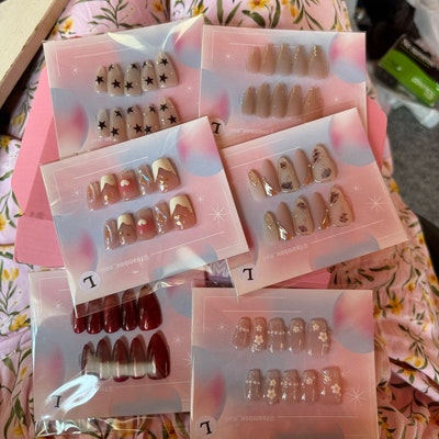 Ombre Red Hand Painted Nails /y2k Nails /custom Press on Nails/ Handmade Press on Nails/faux