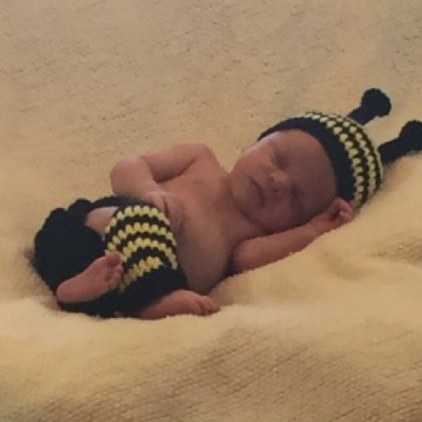 Download PDF Crochet Pattern - Bumble Bee Hat and Leg Warmers - Etsy