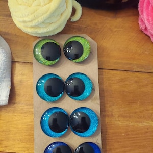 Vrisa added a photo of their purchase