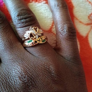 Delesia added a photo of their purchase