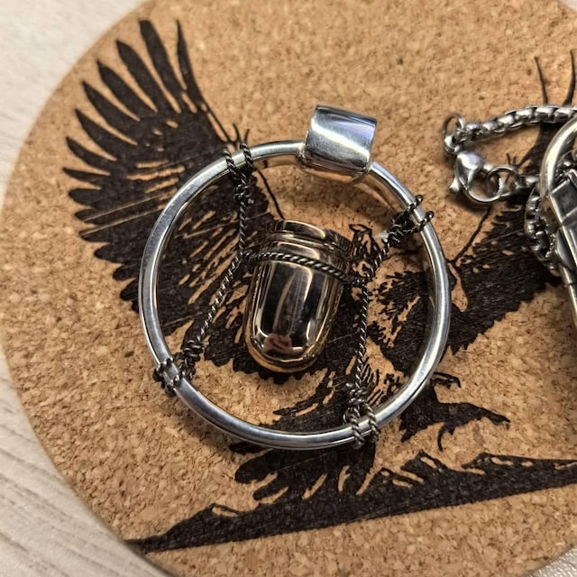 サイバーパンク2077 V弾丸ネックレス スターリングシルバー - Etsy 日本