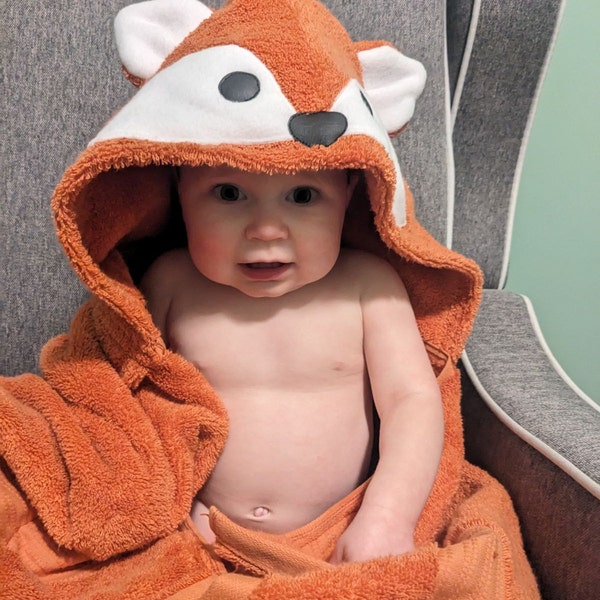Hooded Bath Towel In Fox Character