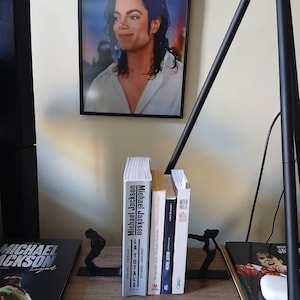 Isabelle added a photo of their purchase