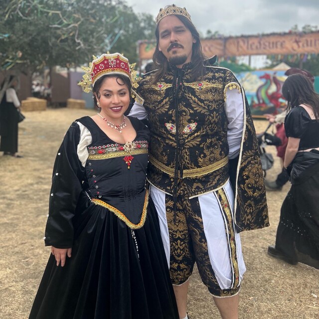 party city renaissance dress Renaissance Dress Court Gown, Renaissance faire, Masquerade, Faire  Small/Medium