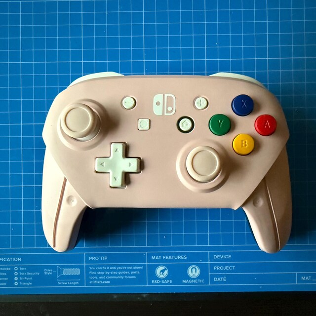 ハート付き Nintendo Switch ロゴ (テキストなし) - ビニール デカール