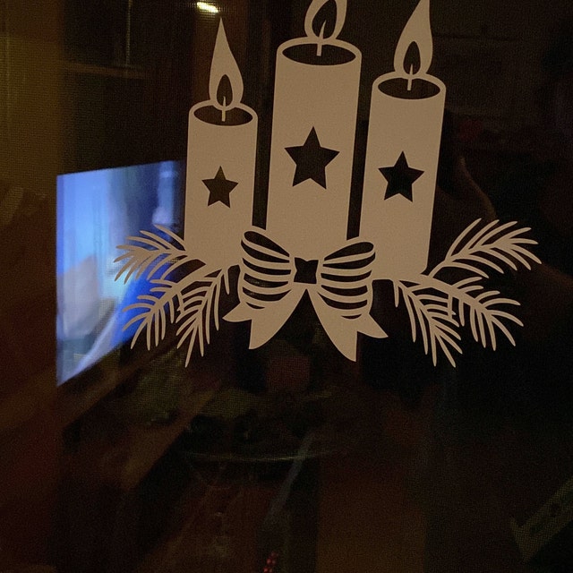 3 Bougies de Noël Décoration SVG fichier coupé, branche de pin