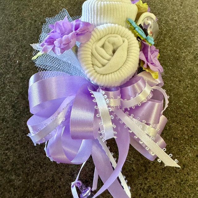 Baby Sock Baby Shower Corsage, Mommy to Be Shower, Handmade Infant
