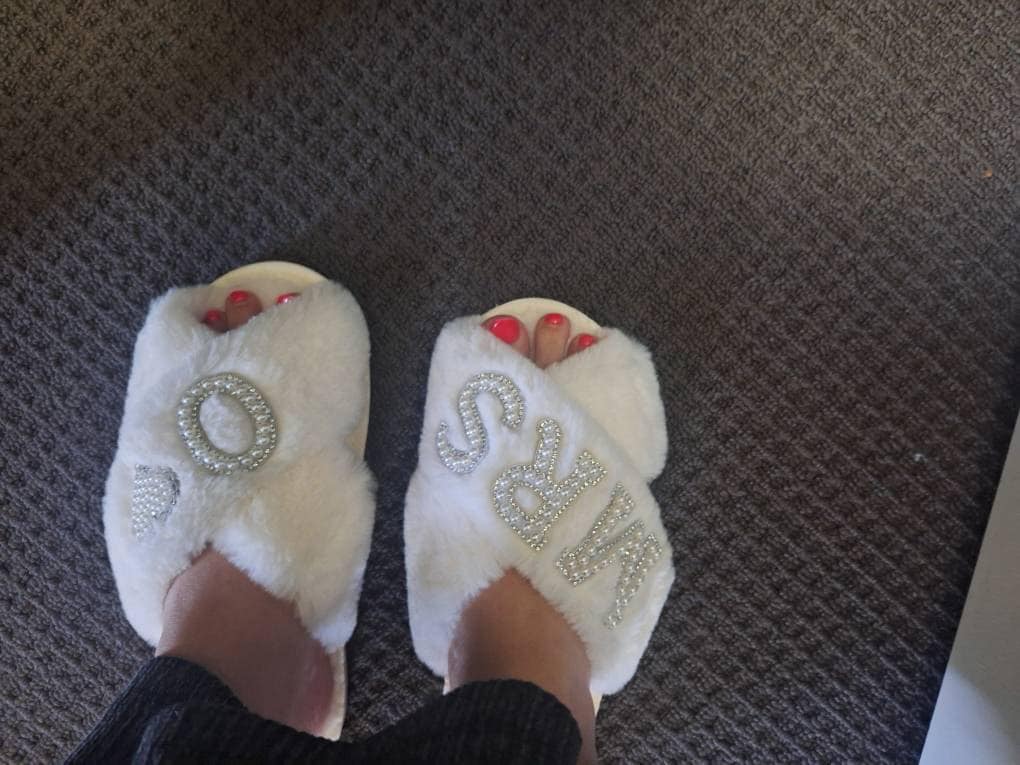 Bridal Mrs Wedding slippers, Custom Mrs Fluffy Slippers with pearls letters, Bridal Shower Gifts, Gifts For Her, Bridal Slippers, Slippers