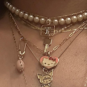Jeanet added a photo of their purchase
