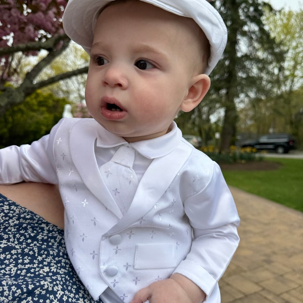 Christening Outfit & Hat 240 - New Born Only main image 1