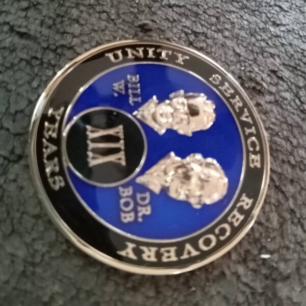 AA Sobriety Month Bronze Coin Token | Alcoholics Anonymous | Birthday ...