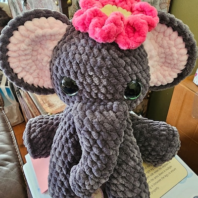 Emma the Sitting Elephant CROCHET PATTERN - Etsy