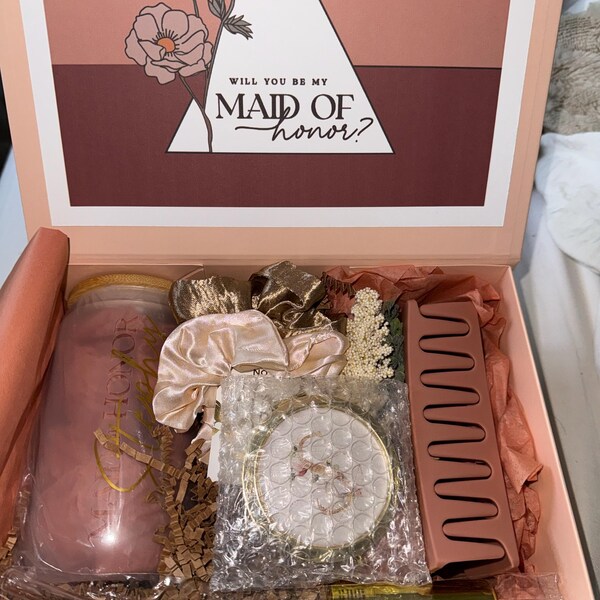 Happy Birthday Gift Box for Her, Personalized Birthday Box With Spa ...