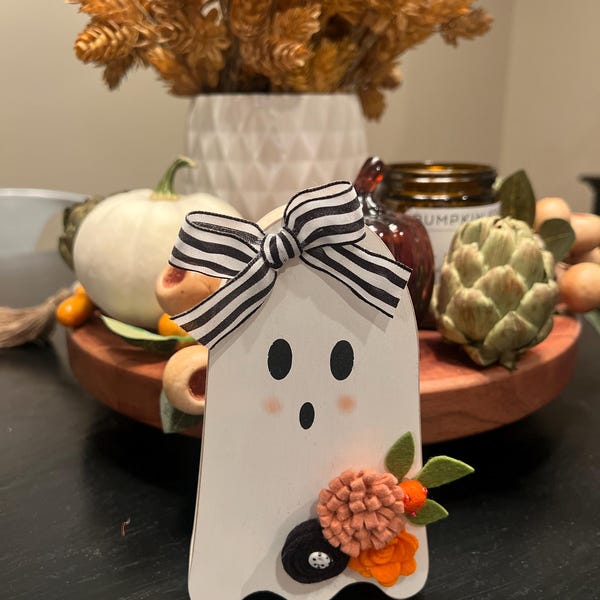 DIY Wood Ghosts- Unfinished Halloween Home Decor- Ghost Crafts for ...