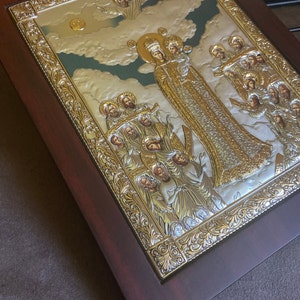 Iuliia added a photo of their purchase