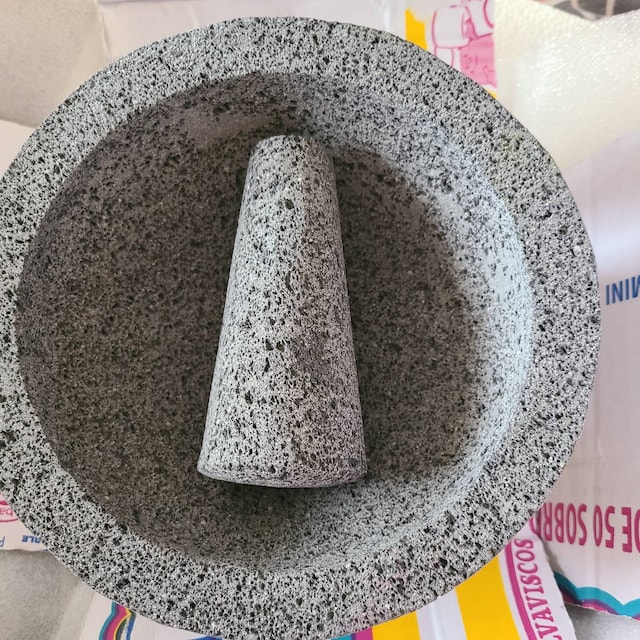 10-9.5 Inch Molcajete Mexican Volcanic Stone Handmade Mortar 10-9.5 Inches  in Diameter Large Molcajete 24-25cm in Diameter. 