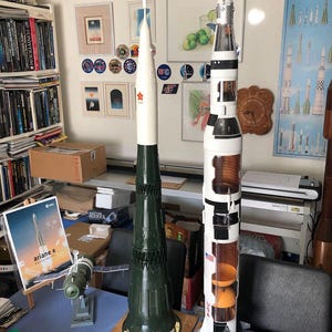New! the Mighty Soviet N1 Moon Rocket Kit Model. ALL WHITE. Super