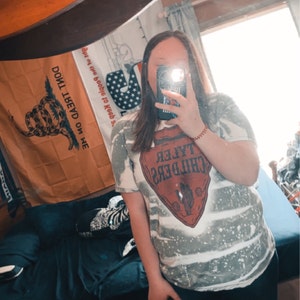 Kaitlyn added a photo of their purchase
