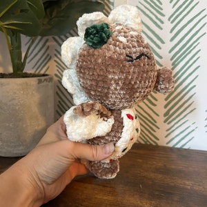 Victoria added a photo of their purchase