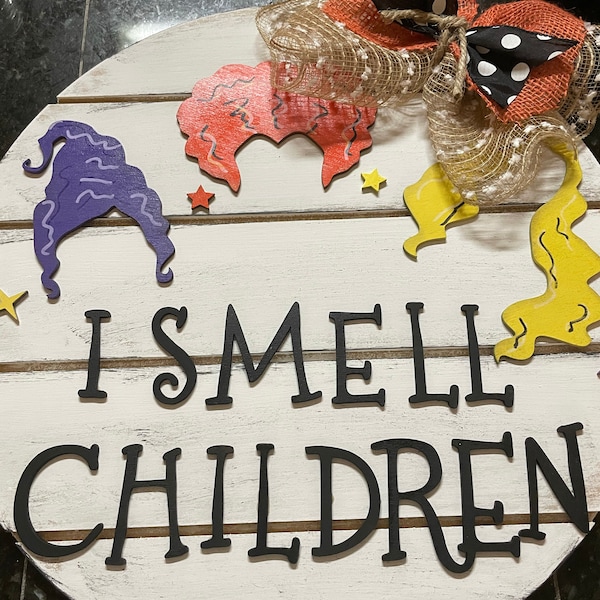Hocus Pocus I Smell Children Door Hanger Wreath - Halloween Wreath ...