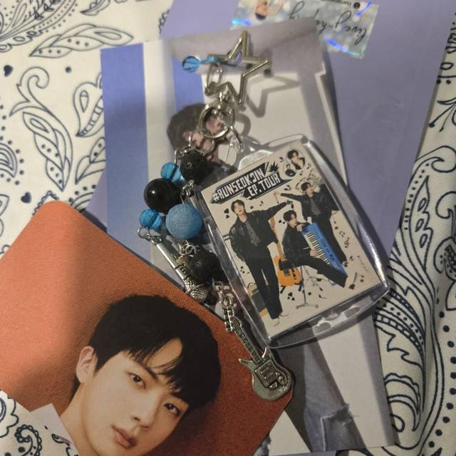 BTS jin Runseokjin ep tour キーリング ウット BTS jin Runseokjin ep tour キーリング ウット - メルカリ