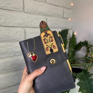 Jessica added a photo of their purchase
