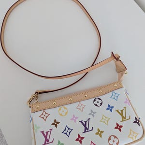 Ilaria added a photo of their purchase