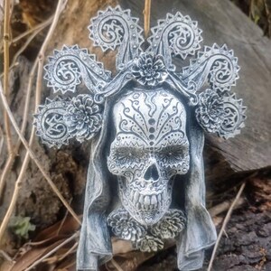 Dia De Los Muertos Wall Plaque, Hand Painted Resin | Mexican