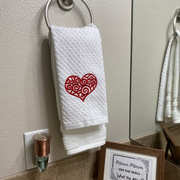 Senya Valentine's Day Heart Hand Towel - Ultra Soft Red Love Towel For Bathroom, 30x15 Inches