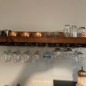 11 ideas de Colgador de copa  estante de copas de vino, estantería para  copas de vino, decoración de unas