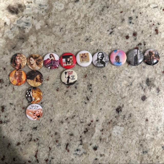 I Love Taylor Swift Pins and Buttons for Sale