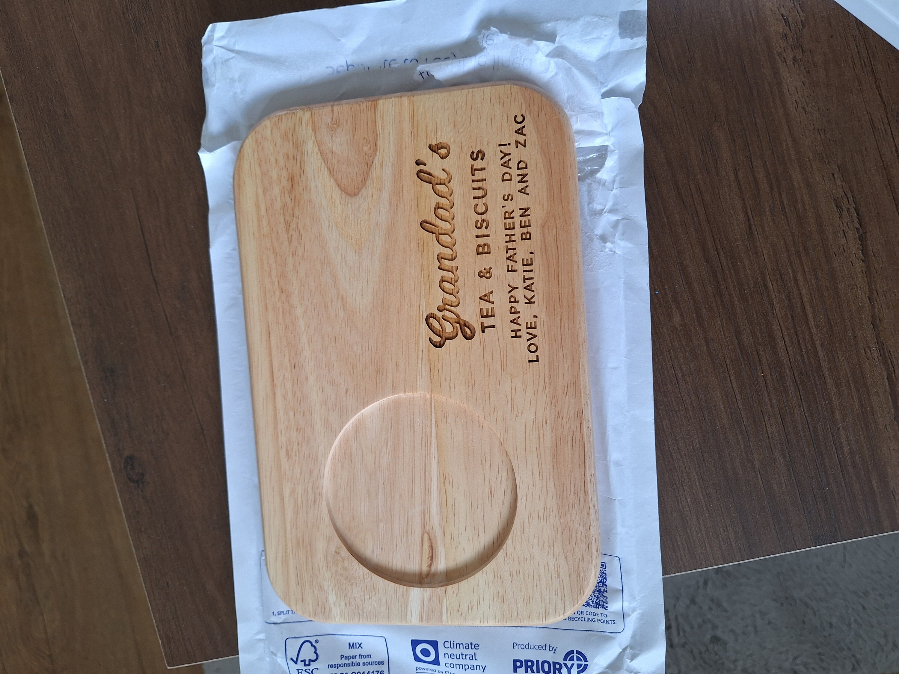 Dad&#39;s Tea & Biscuit Board, Engraved Wood Treat Tray, Personalised Christmas Gift for Dad, Daddy, Grandad, Grandpa, Birthday Gifts for Him