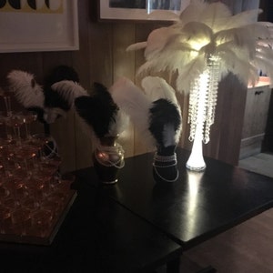 Ostrich Feather Centerpiece Kits With 24 Eiffel Tower Vase/holly Wood