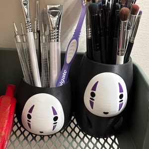 Knightly added a photo of their purchase
