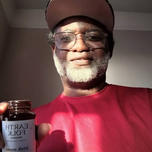 SOLOMON added a photo of their purchase