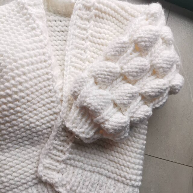 Chunky Knit Balloon Sleeve Cardigan Knitting Pattern