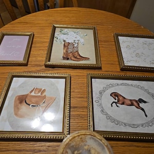 Deisy added a photo of their purchase