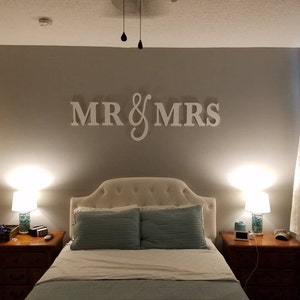 Mr Mrs Wand Zeichen Uber Dem Bett Dekor Herr Und Frau Zeichen Fur Uber Kopfteil Wohnkultur Schlafzimmer Hochzeitsgeschenk Artikel Mmw100