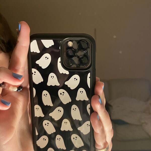 3D Ghost Halloween Phone Case - Cute And Spooky - IPhone 16 Pro - View #4
