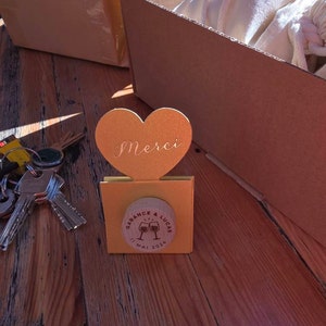 Gilissen added a photo of their purchase