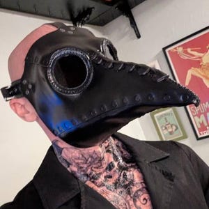 ブボニス ペスト医師マスク（レザー製、色を選択） - Etsy 日本