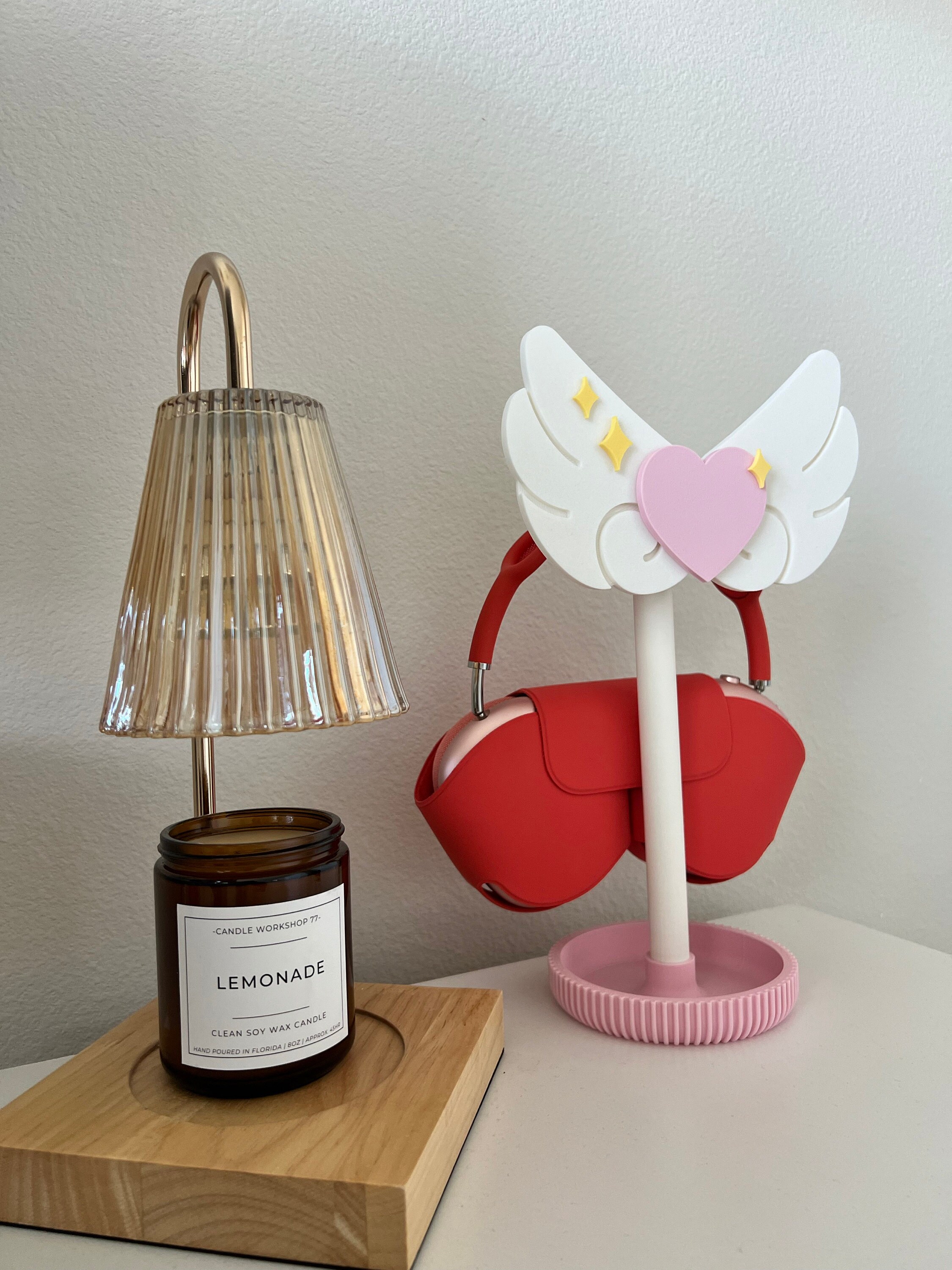 Angel Wings Headphone Stand - Elevate Your Desk Setup with Some Charm