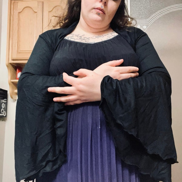 Hooded Shrug- Bust 36