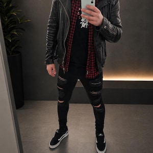 Jevgeni added a photo of their purchase