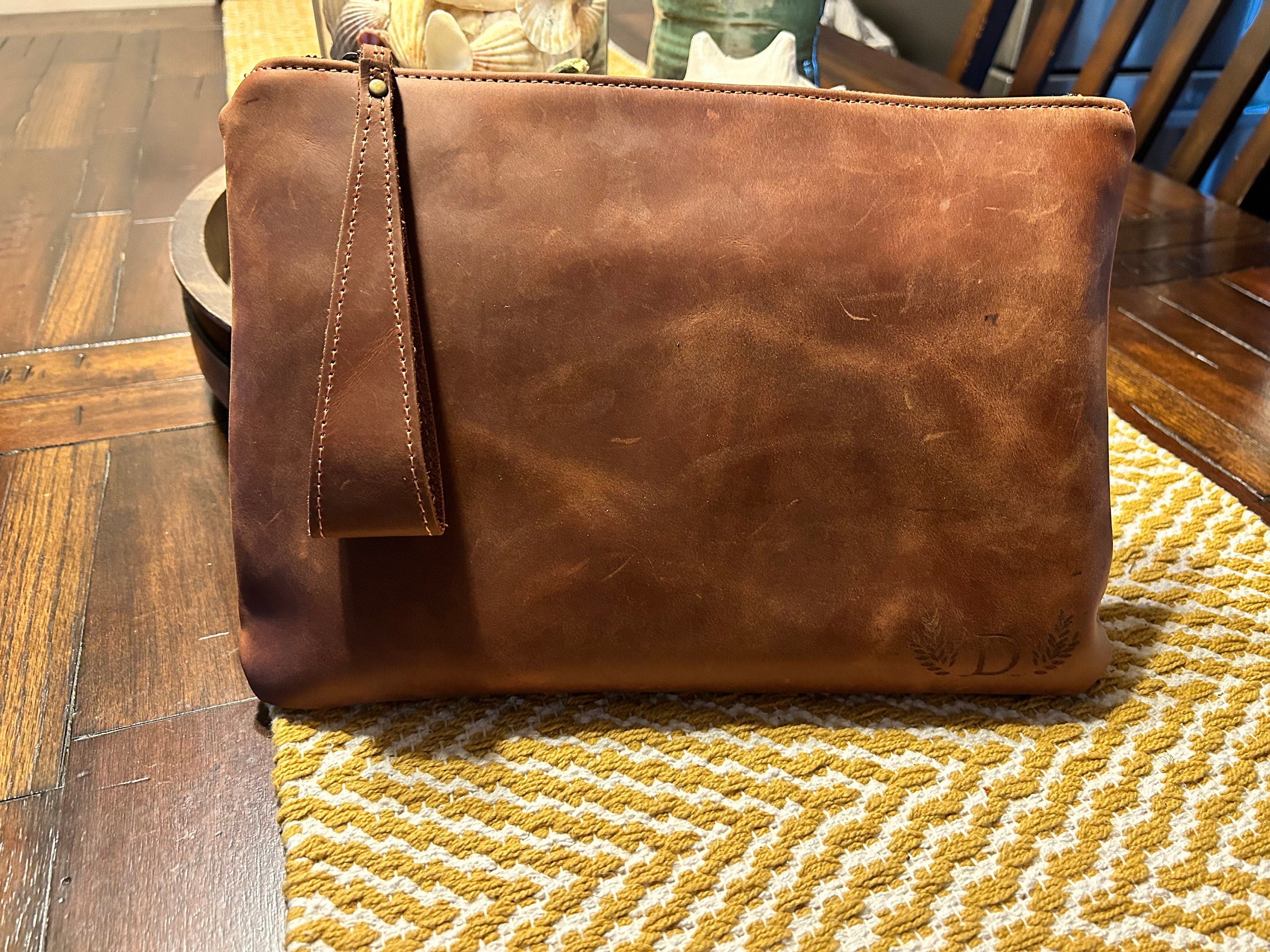 Leather personalized makeup bag,Leather cosmetic pouch,Makeup bag women,Makeup pouch custom,Personalized travel pouch,Leather clutch purse