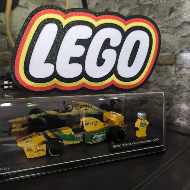 Assembled MOC Brick - Benetton B193 - M. Schumacher - 1993
