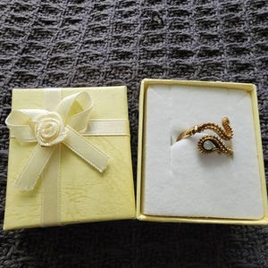 Aleksia added a photo of their purchase