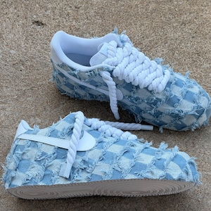 Dondre added a photo of their purchase