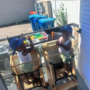 Fallon added a photo of their purchase